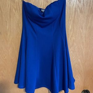 Blue strapless dress